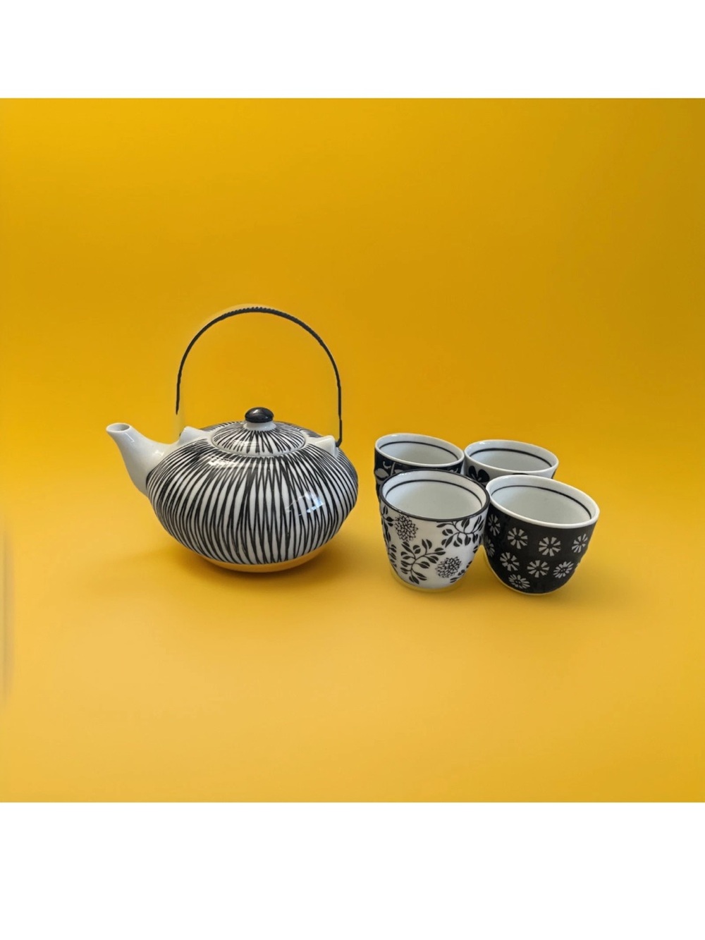 Pier 1 AKINA Teapot with 4 Cups Hand-Painted Porcelain Black & White Tea Set